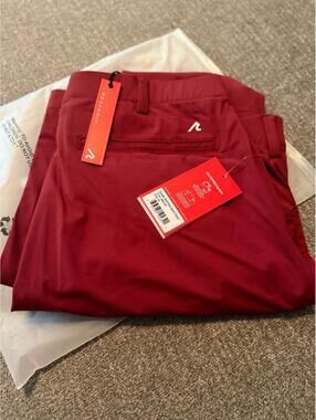 Redvanly Kent Golf Pants. Maroon, XL NWT.